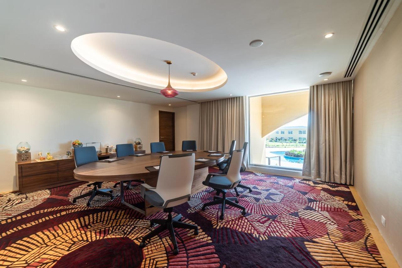 Hawthorn Suites By Wyndham Dwarka Kültér fotó