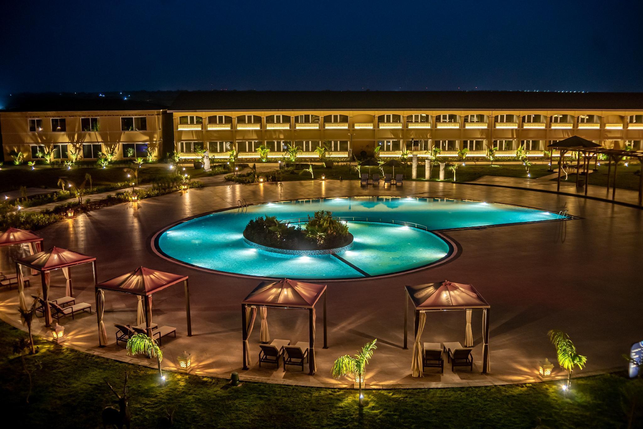 Hawthorn Suites By Wyndham Dwarka Kültér fotó