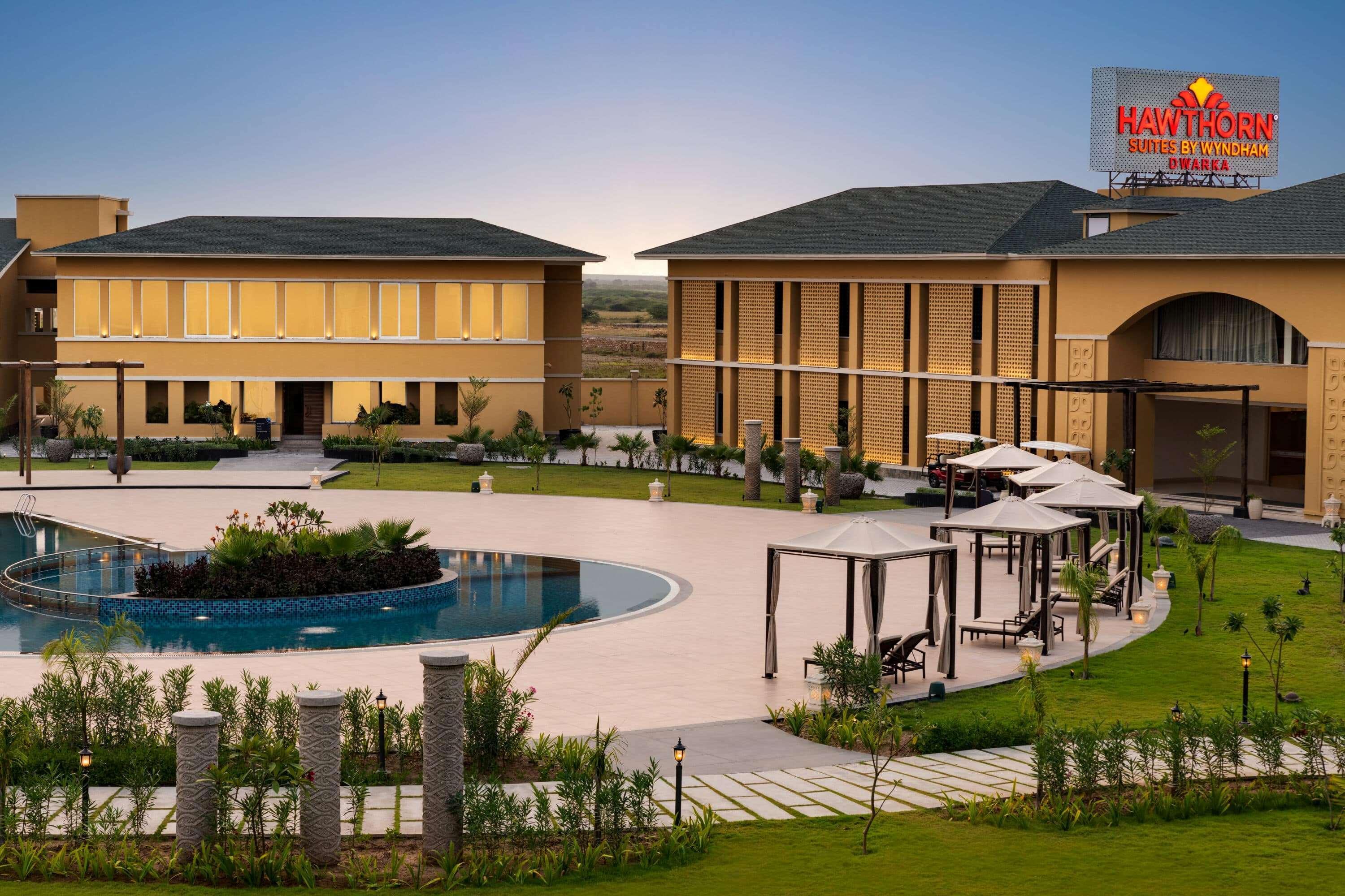 Hawthorn Suites By Wyndham Dwarka Kültér fotó